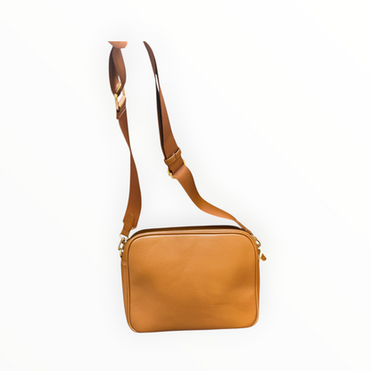 Crossbody skořicová kabelka